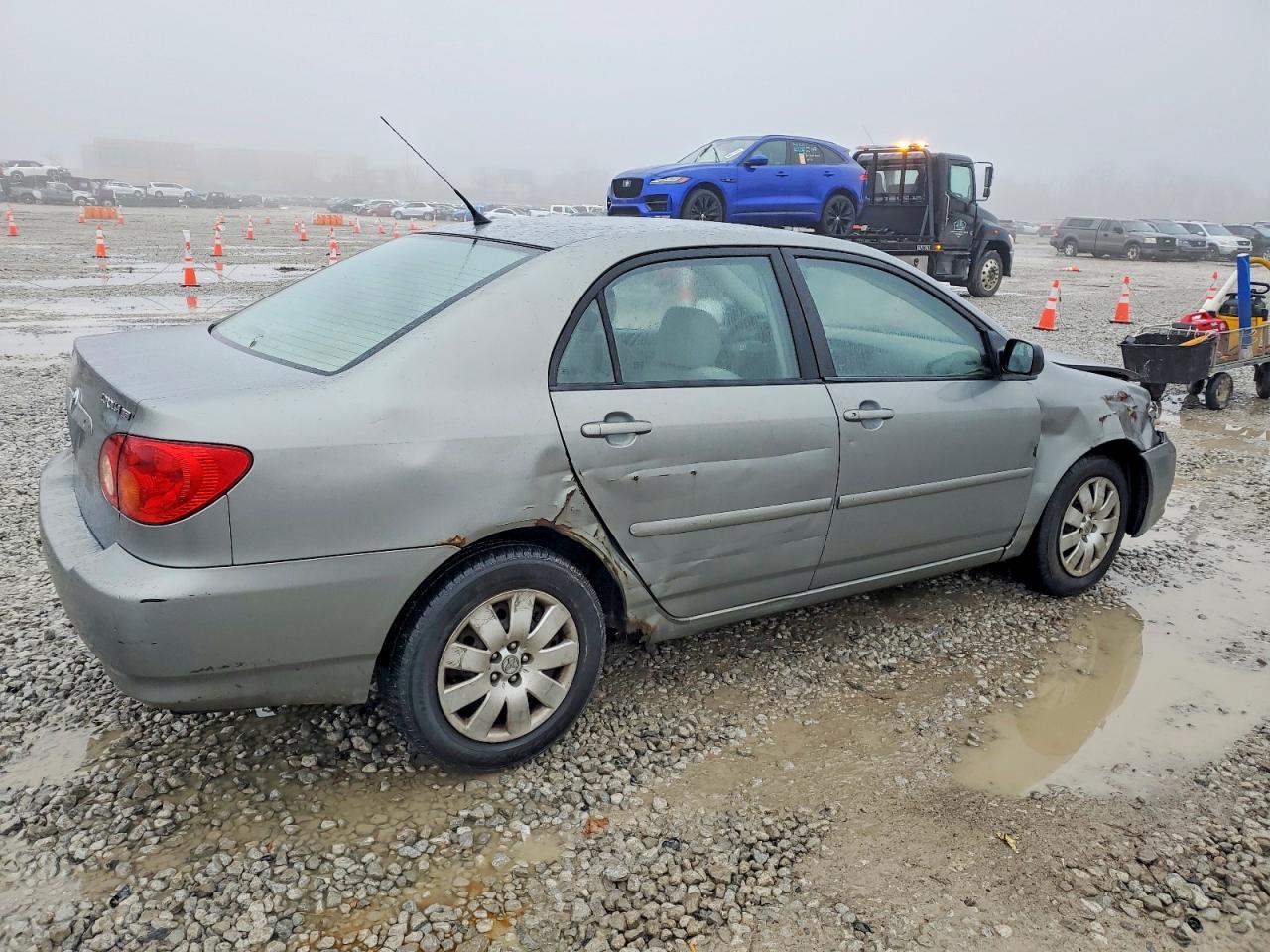2003 TOYOTA COROLLA CE photo 3
