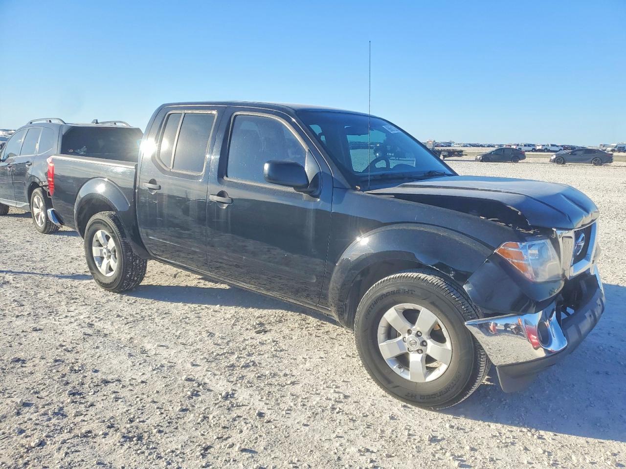 2010 NISSAN FRONTIER CREW CAB SE photo 4
