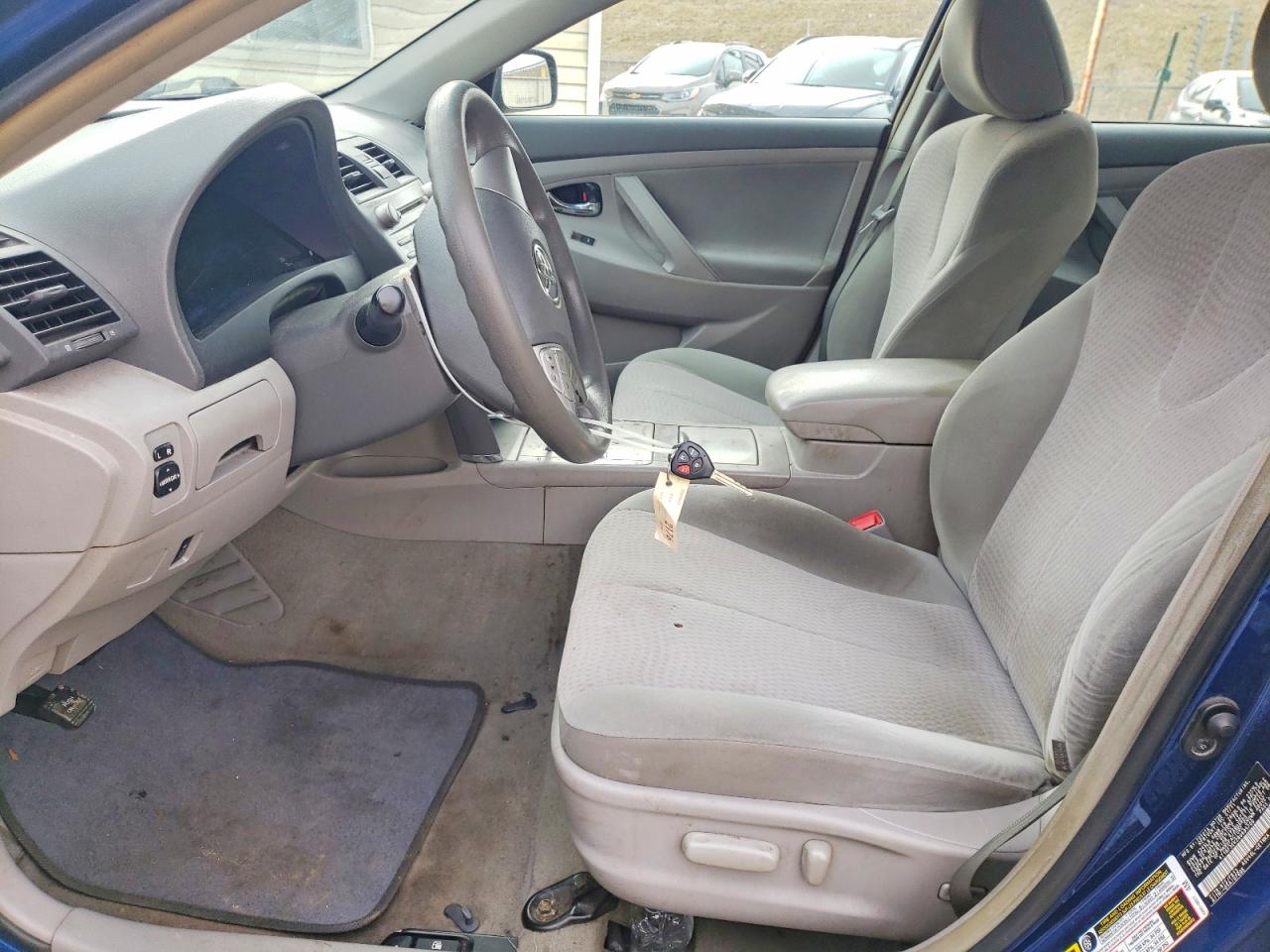 2011 TOYOTA CAMRY BASE photo 7
