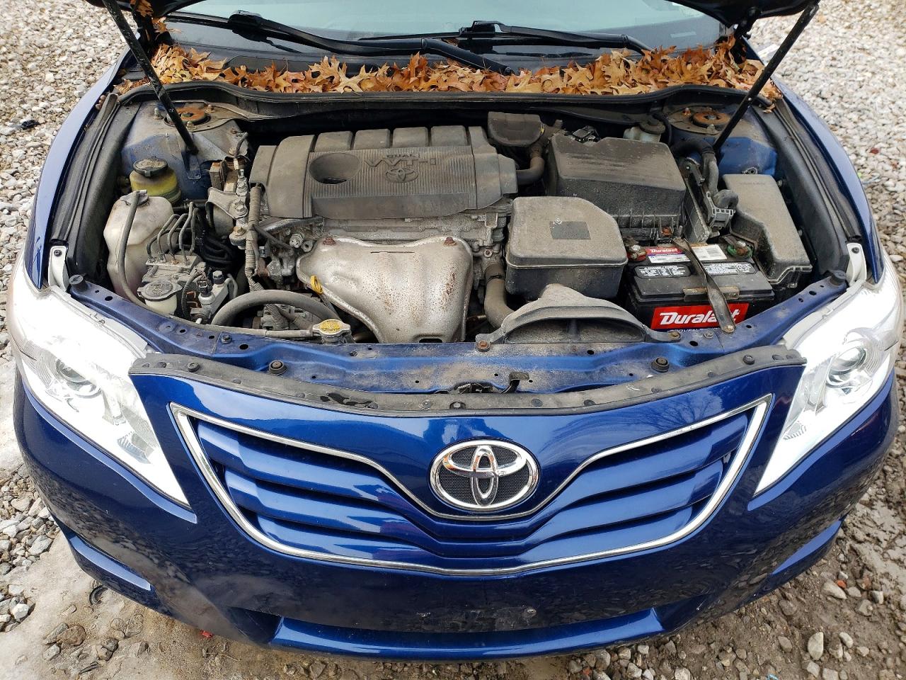 2011 TOYOTA CAMRY BASE photo 11