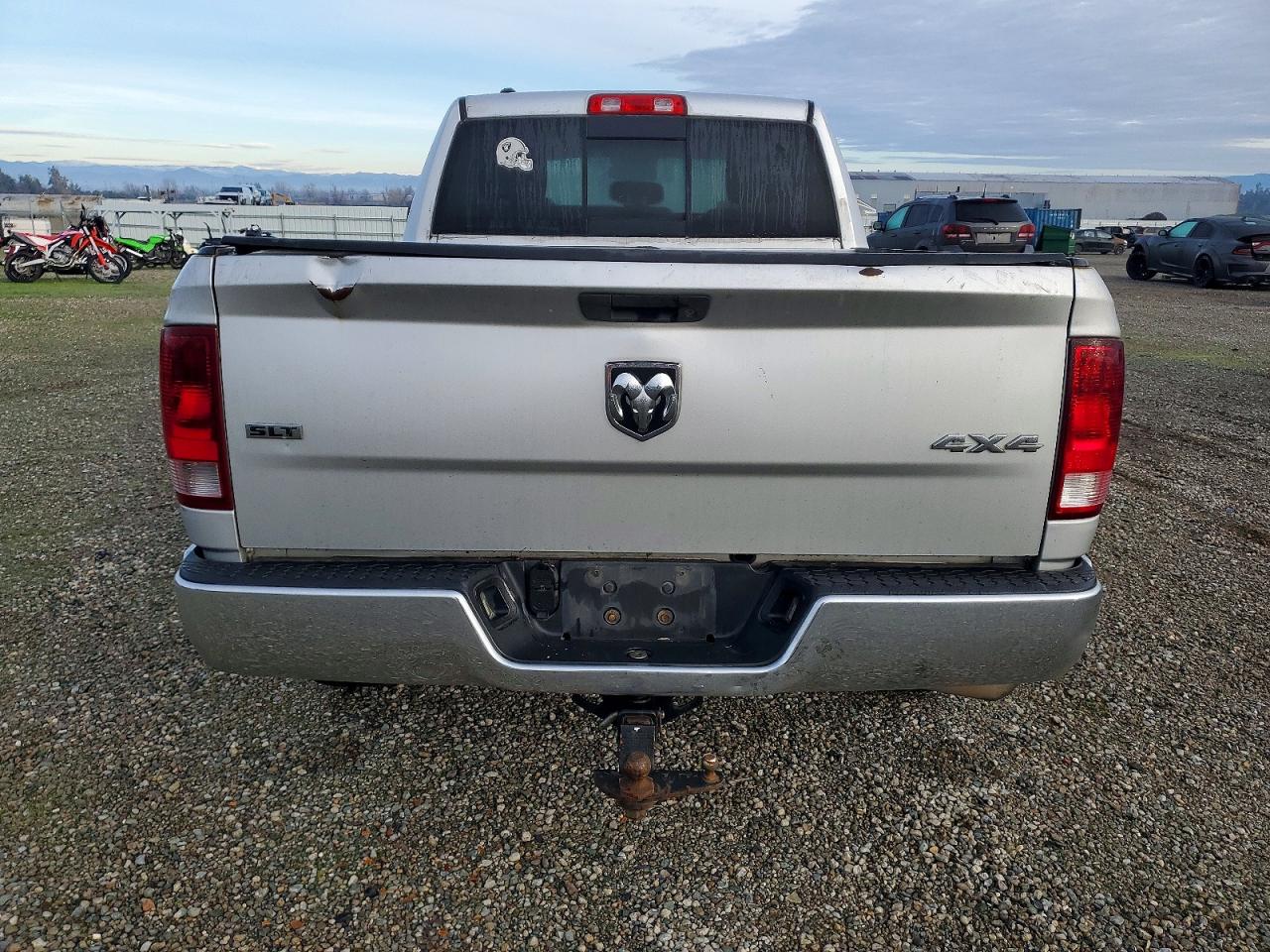 2014 RAM 1500 SLT photo 6