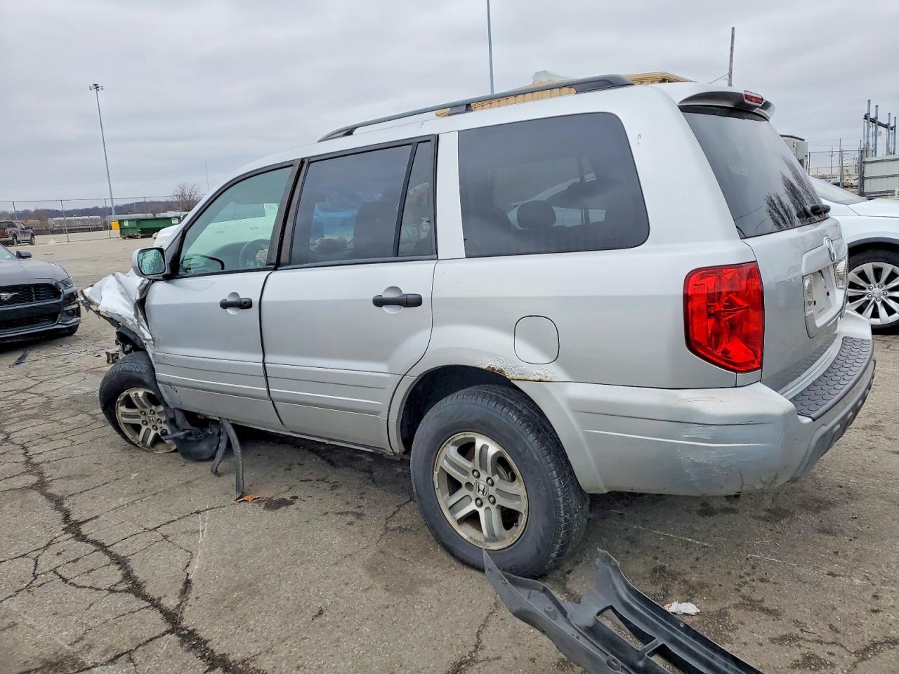 2005 HONDA PILOT EX photo 2