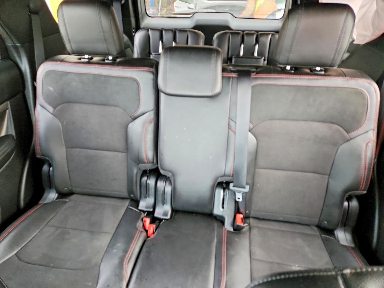 2018 FORD EXPLORER XLT photo 10