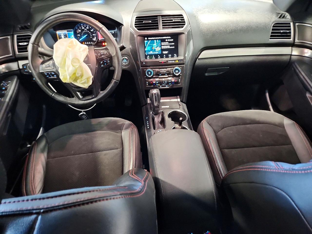 2018 FORD EXPLORER XLT photo 8