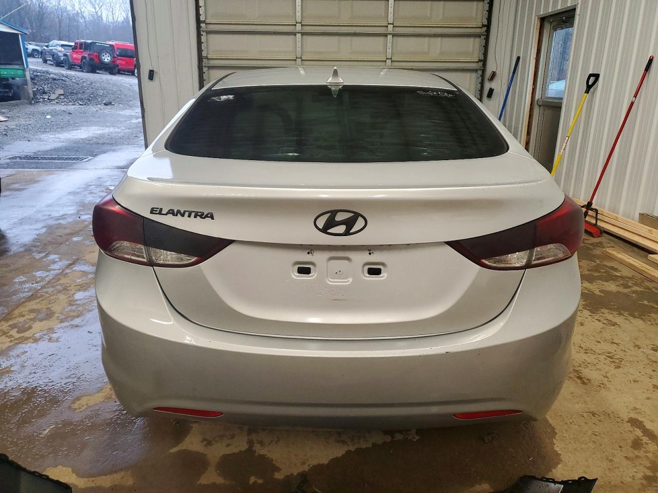2013 HYUNDAI ELANTRA GLS photo 6
