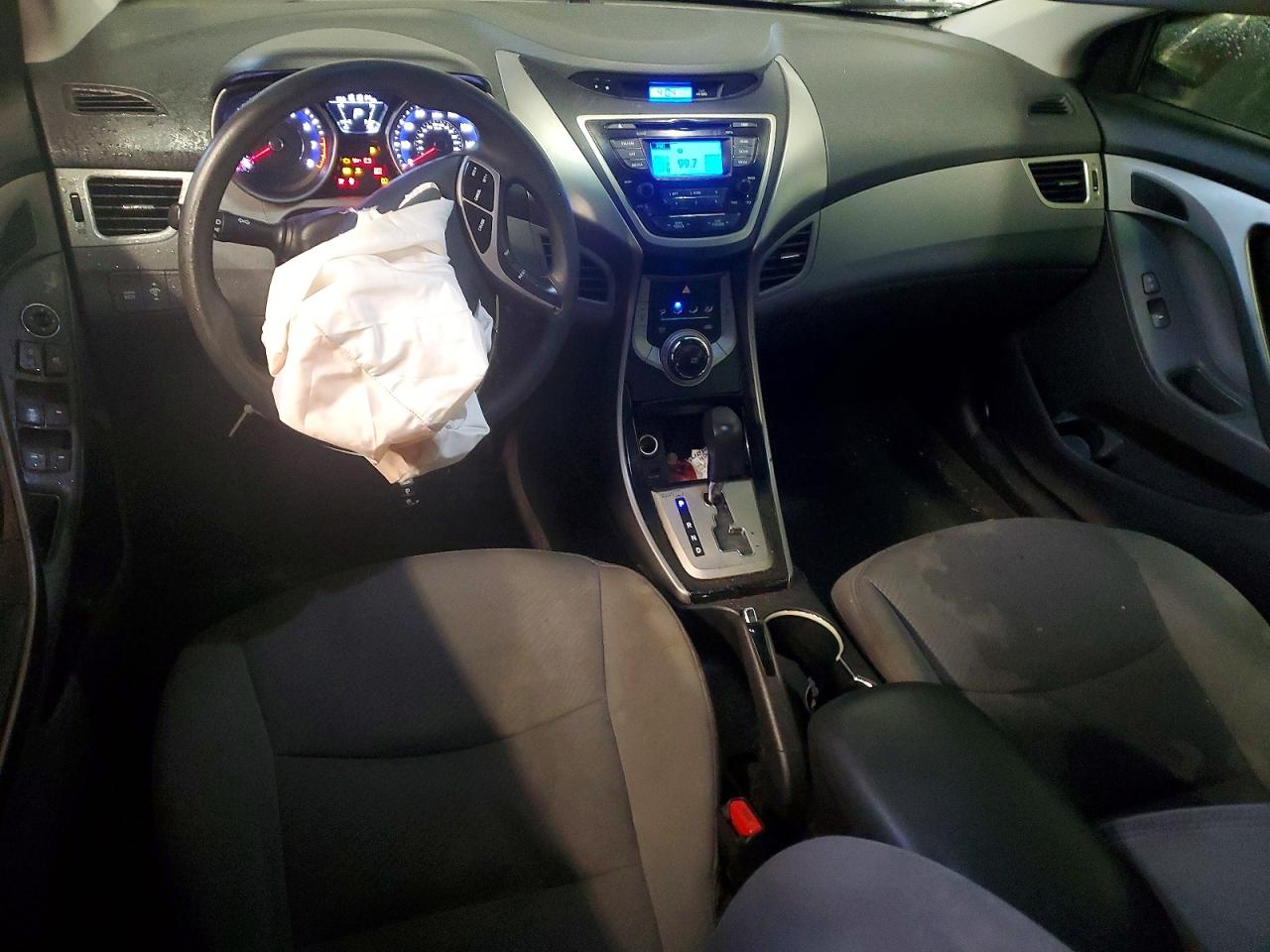 2013 HYUNDAI ELANTRA GLS photo 8