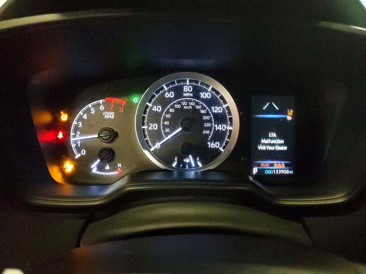 2020 TOYOTA COROLLA LE photo 9