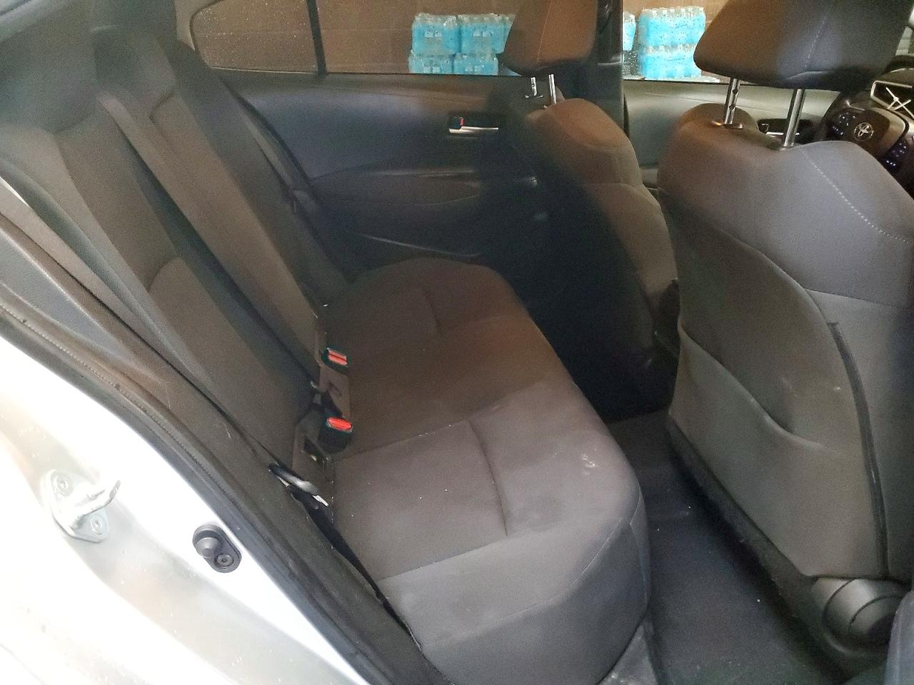 2020 TOYOTA COROLLA LE photo 10