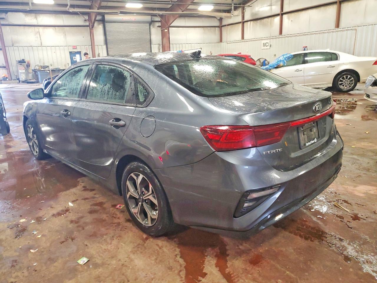2020 KIA FORTE FE photo 2