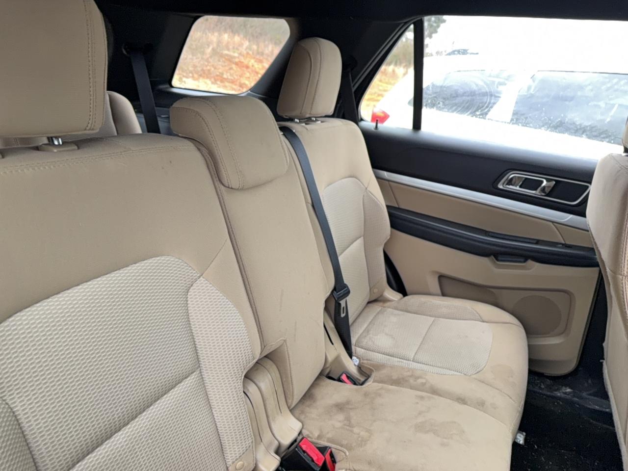 2017 FORD EXPLORER XLT photo 6