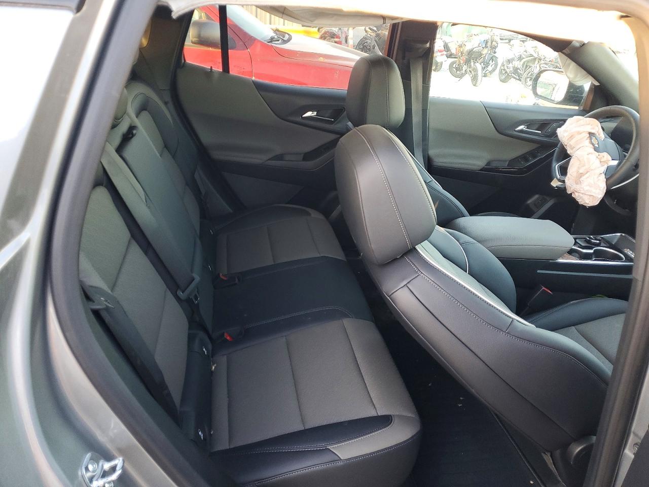 2026 CHEVROLET EQUINOX LT photo 10