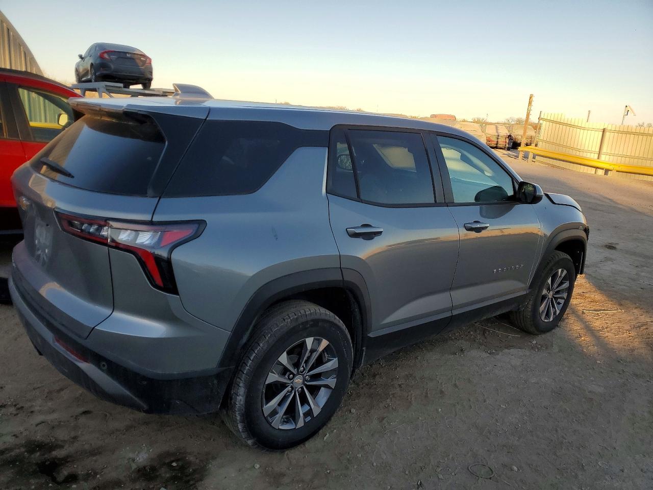 2026 CHEVROLET EQUINOX LT photo 3