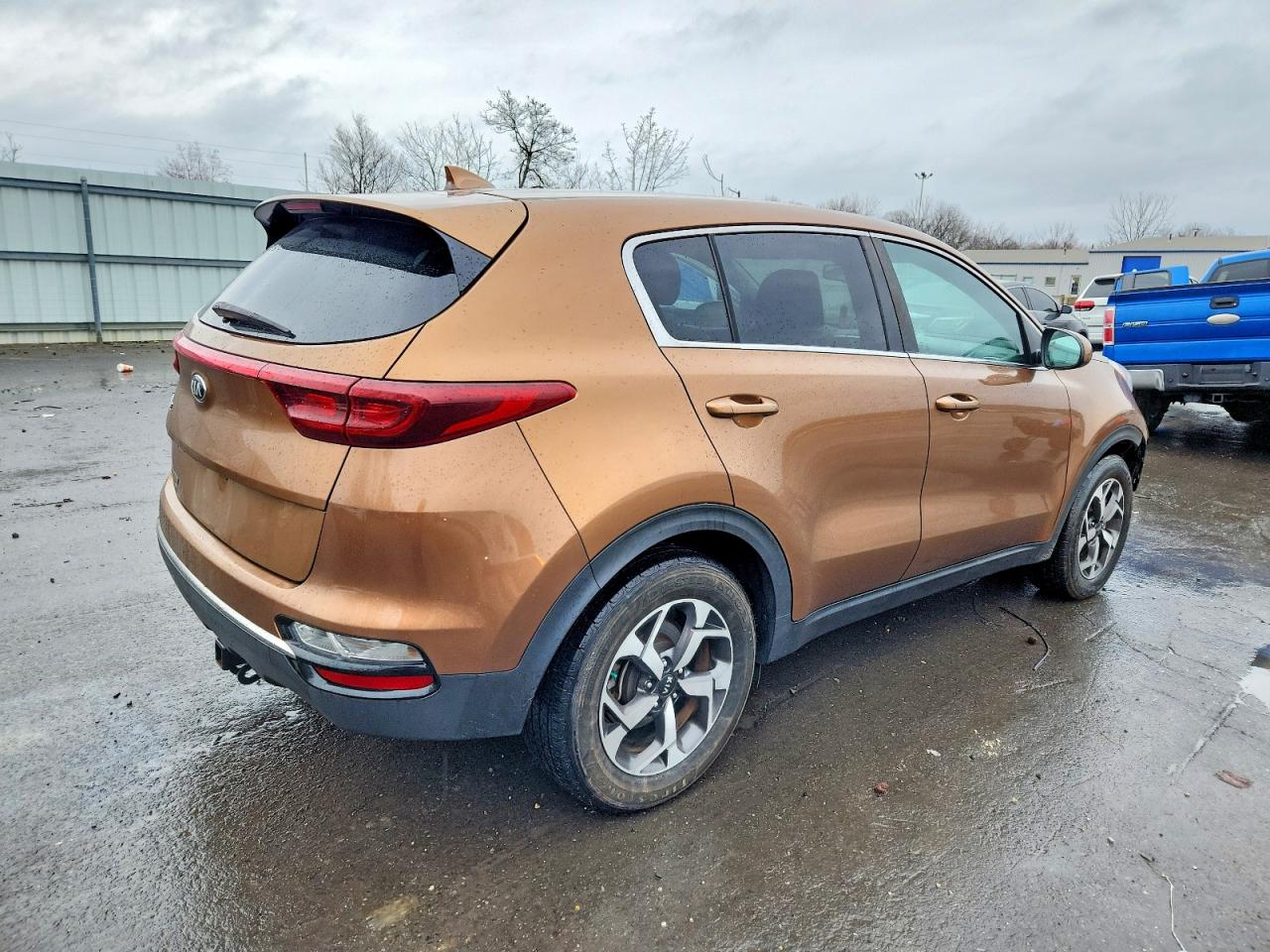 2020 KIA SPORTAGE LX photo 3
