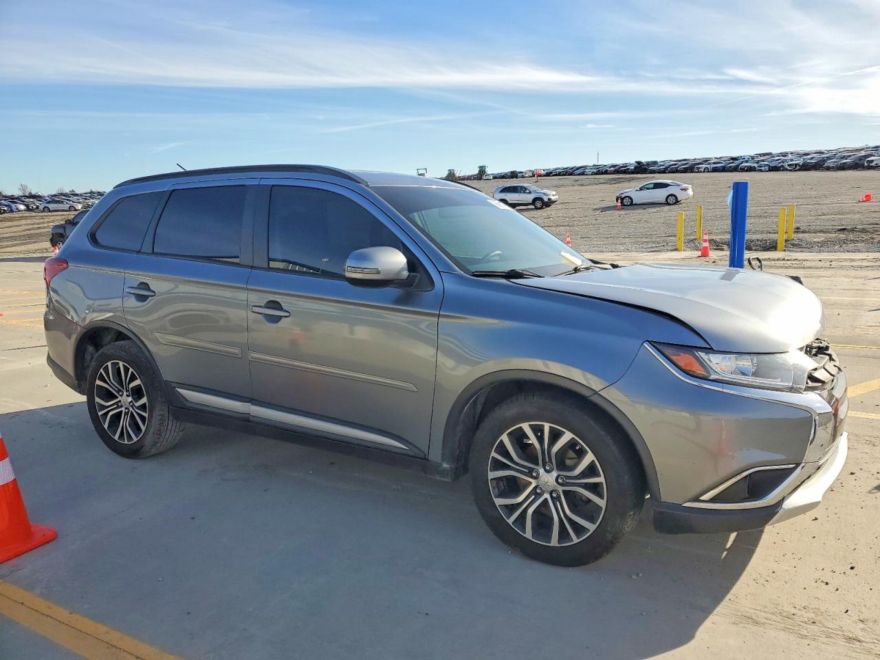 2016 MITSUBISHI OUTLANDER SE photo 4