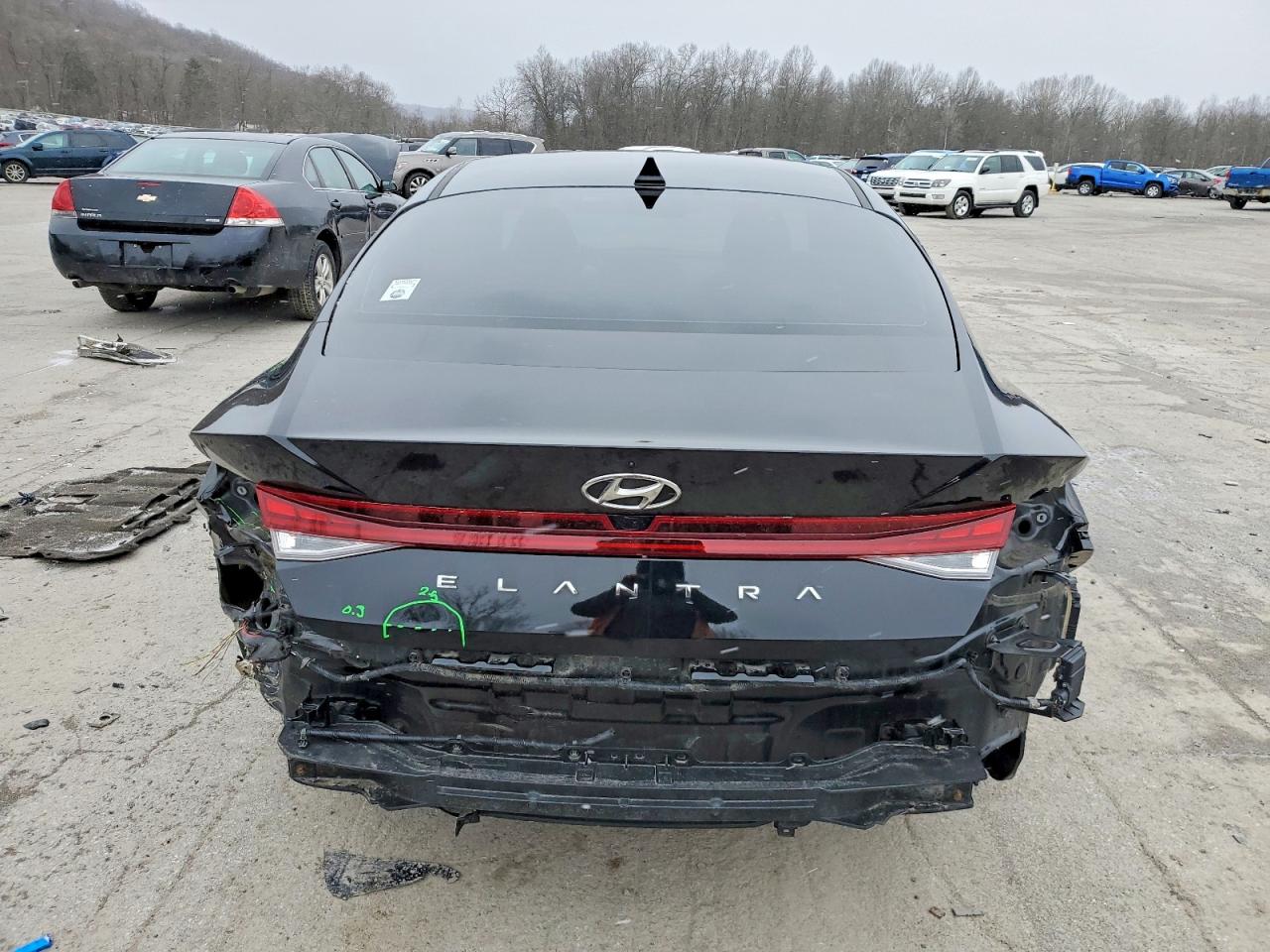 2022 HYUNDAI ELANTRA SEL photo 6