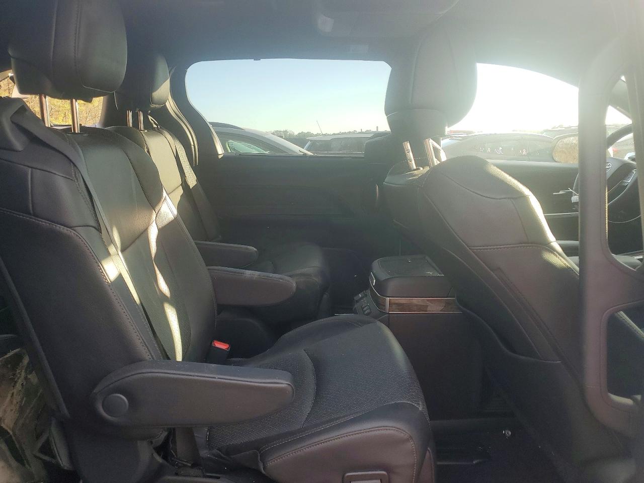 2025 TOYOTA SIENNA LIMITED photo 10
