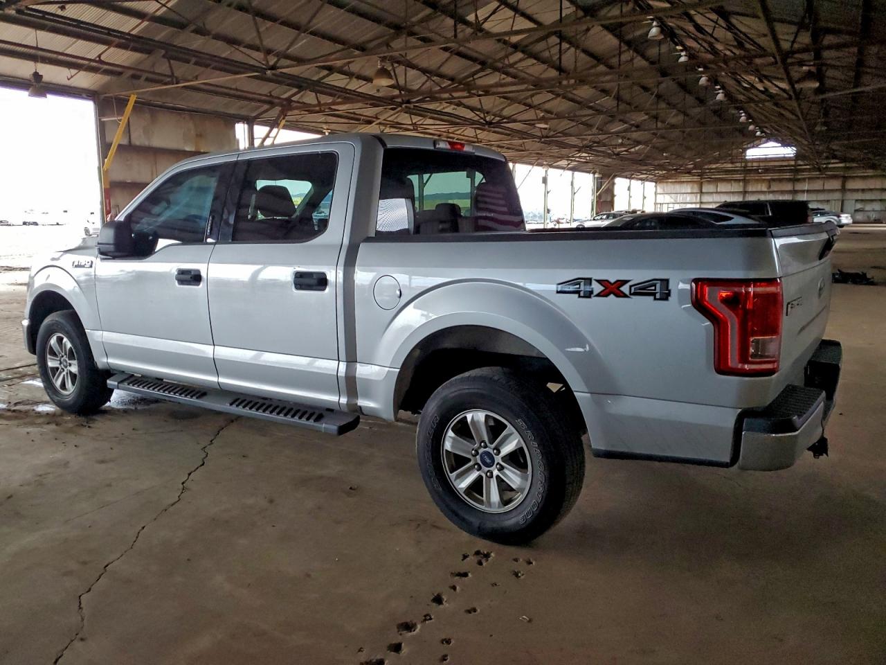 2017 FORD F150 SUPERCREW photo 2