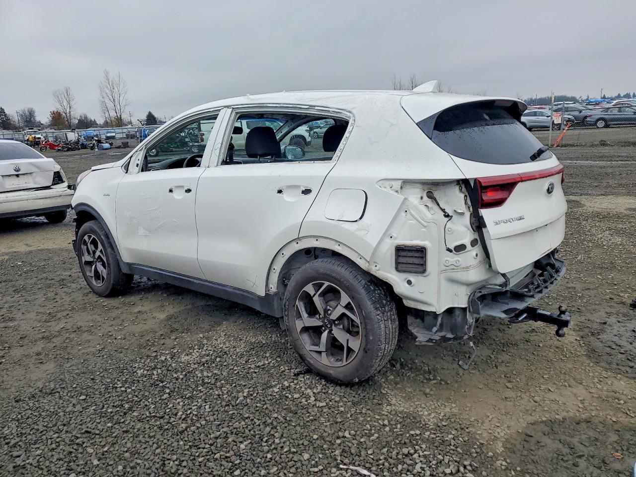 2021 KIA SPORTAGE LX photo 2