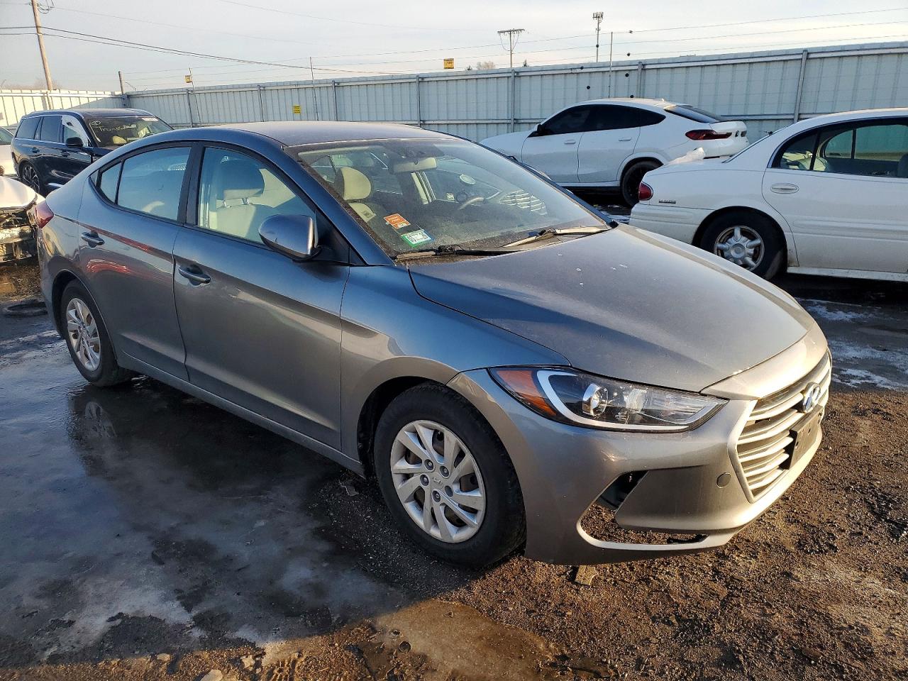 2017 HYUNDAI ELANTRA SE photo 4