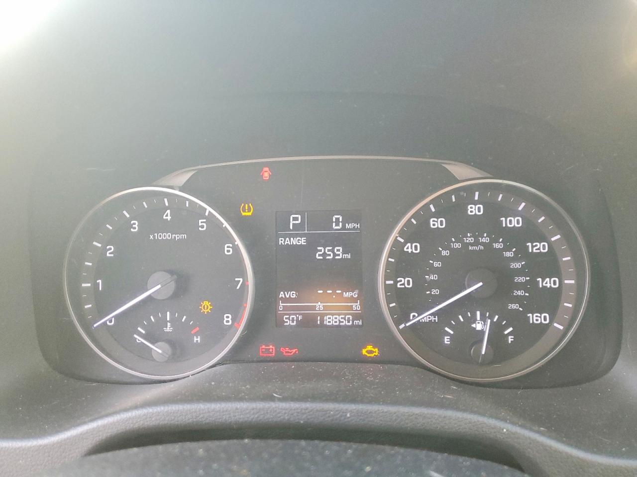 2017 HYUNDAI ELANTRA SE photo 9