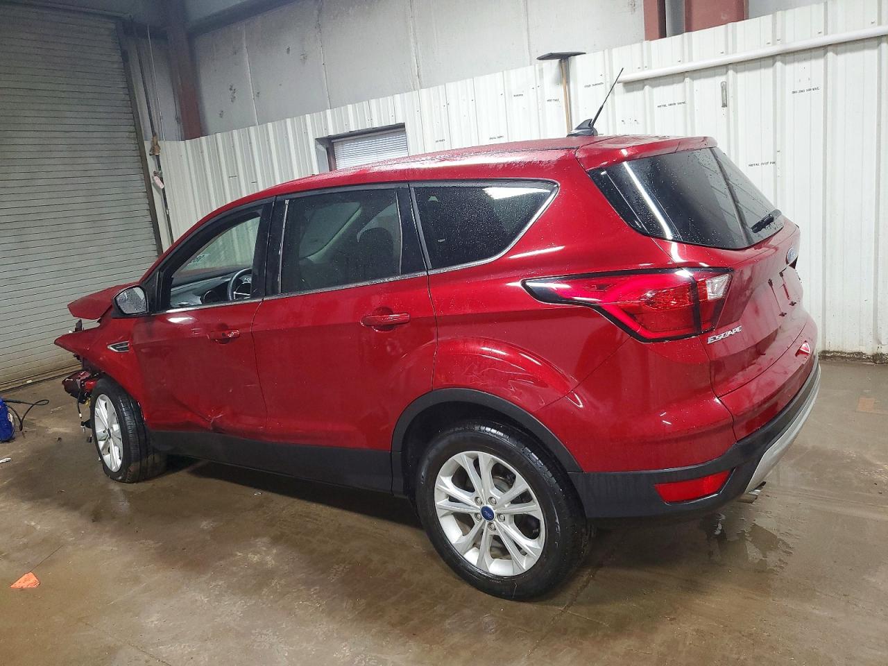 2019 FORD ESCAPE SE photo 3