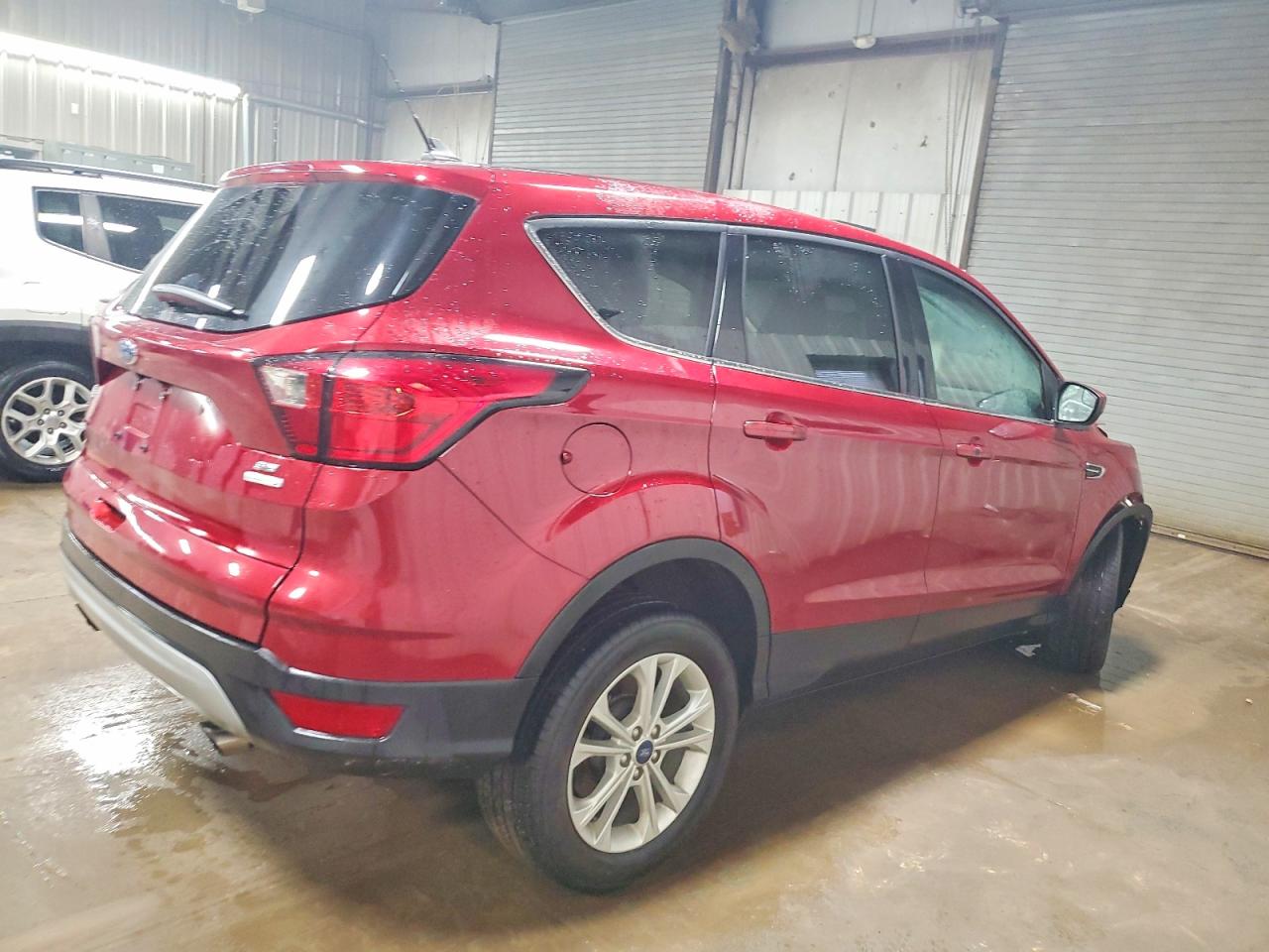 2019 FORD ESCAPE SE photo 5