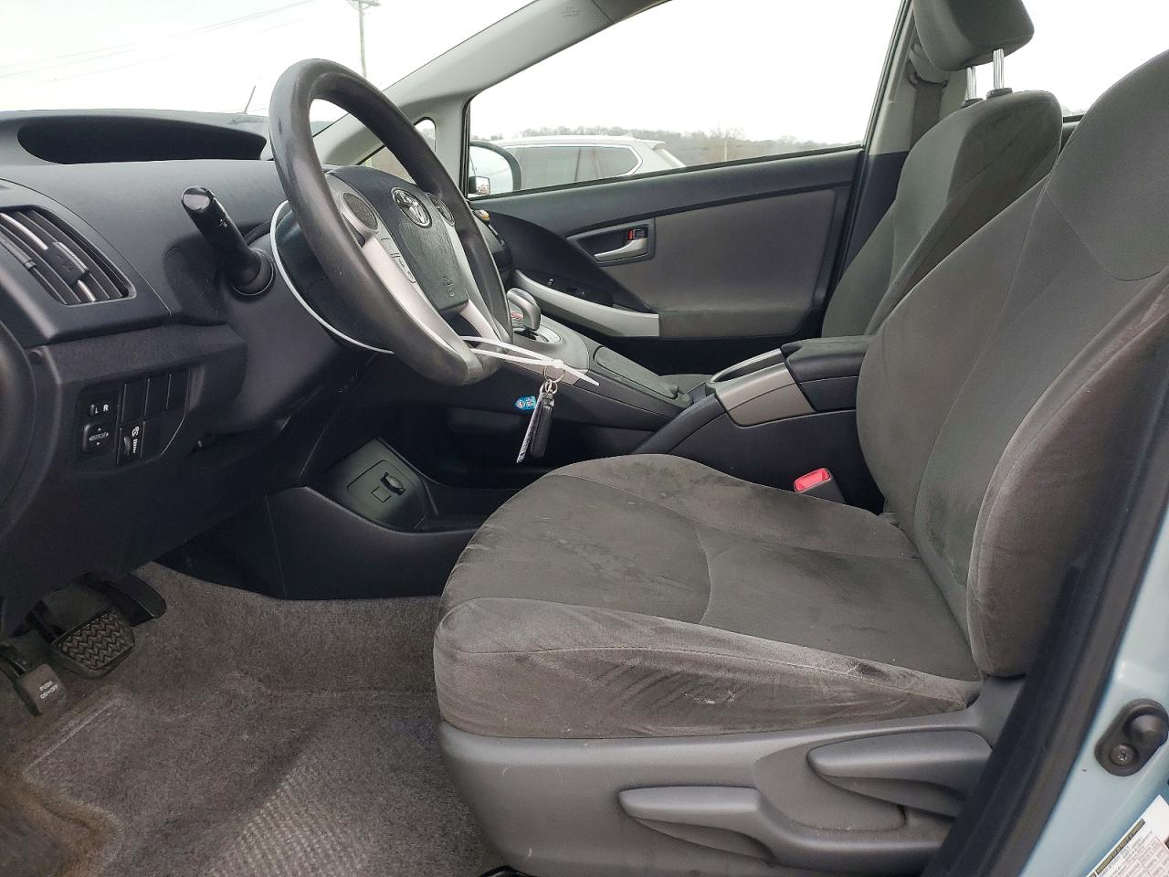 2013 TOYOTA PRIUS photo 19