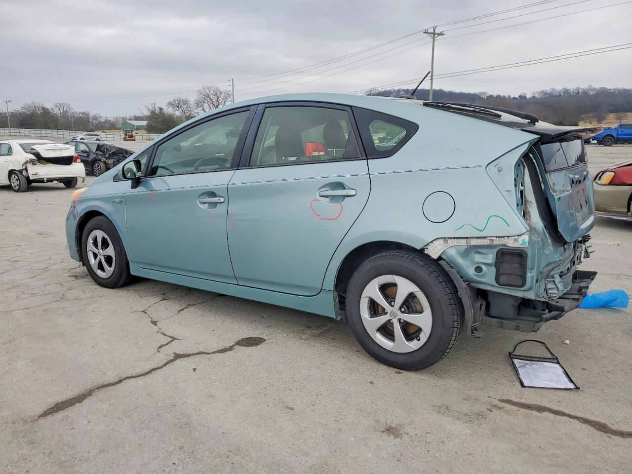 2013 TOYOTA PRIUS photo 4