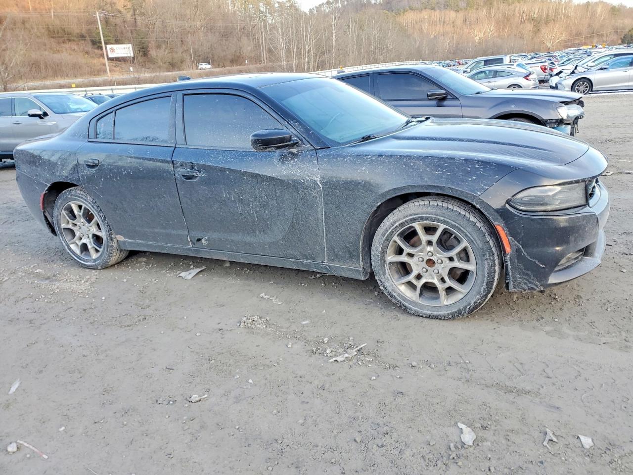 2016 DODGE CHARGER SXT photo 4