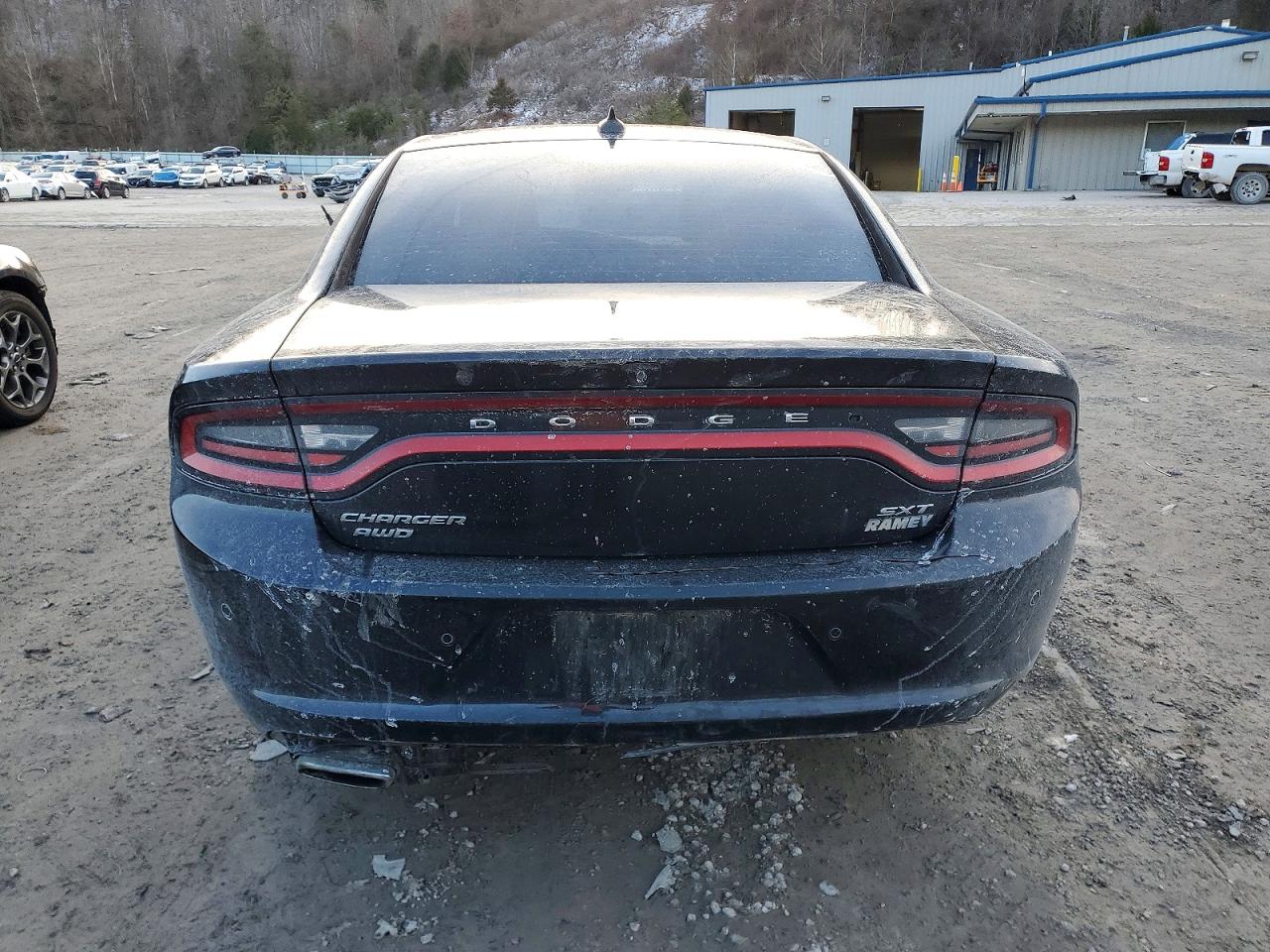 2016 DODGE CHARGER SXT photo 6