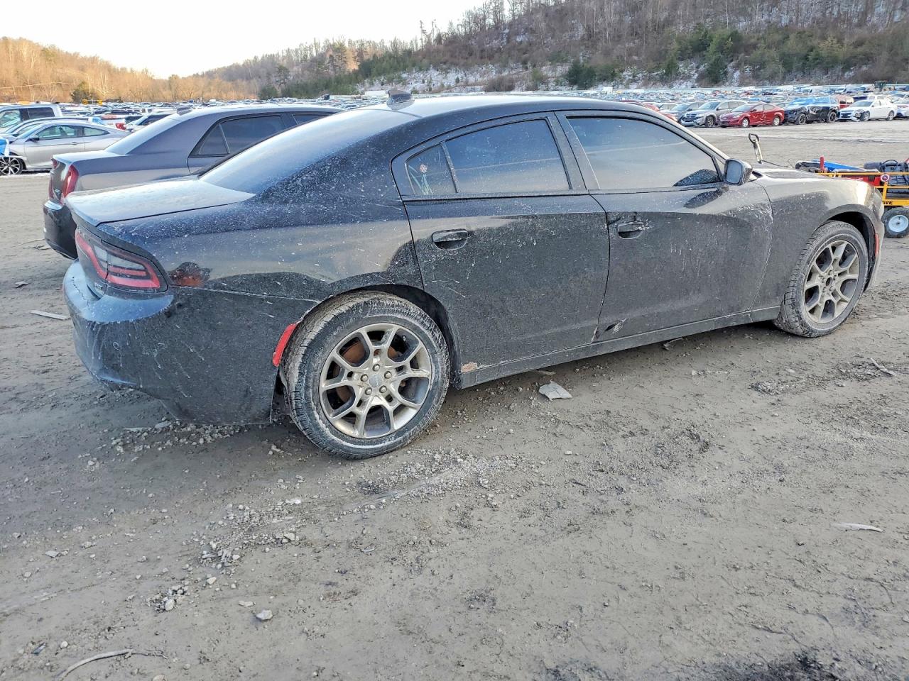 2016 DODGE CHARGER SXT photo 3