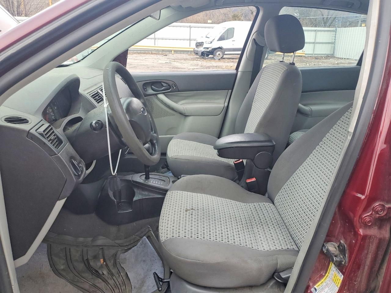 2007 FORD FOCUS ZX4 photo 7