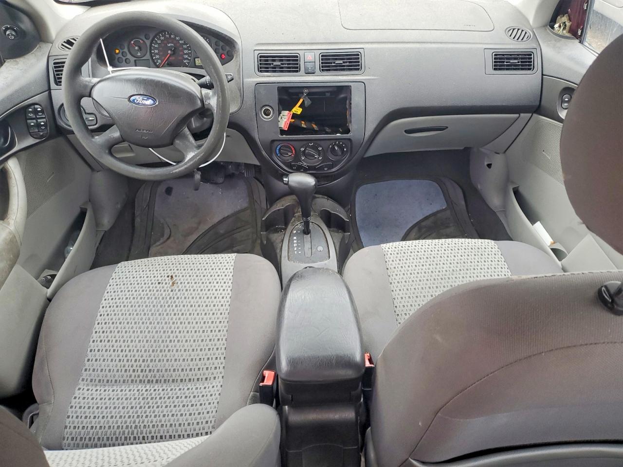 2007 FORD FOCUS ZX4 photo 8