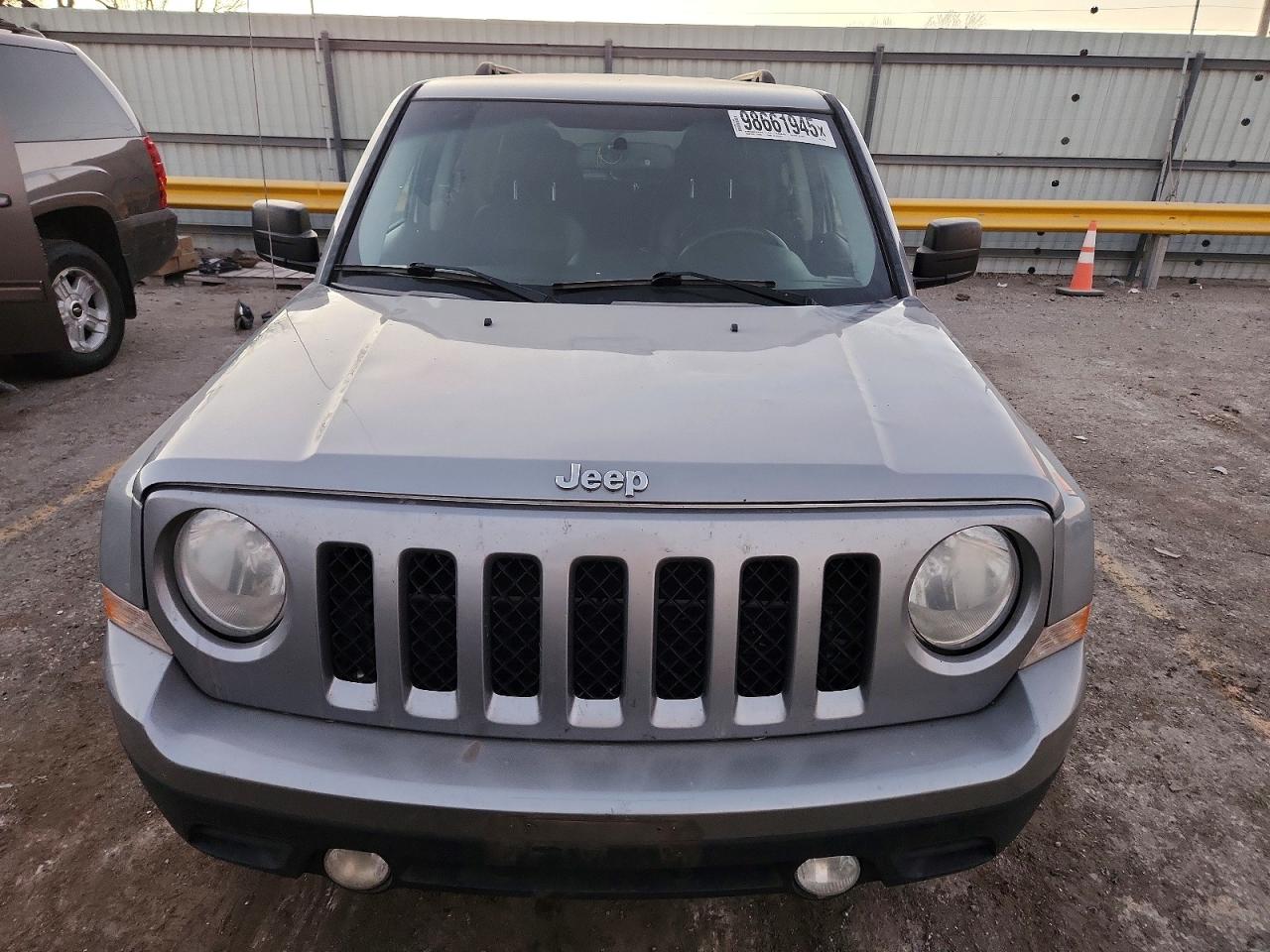 2014 JEEP PATRIOT LATITUDE photo 5