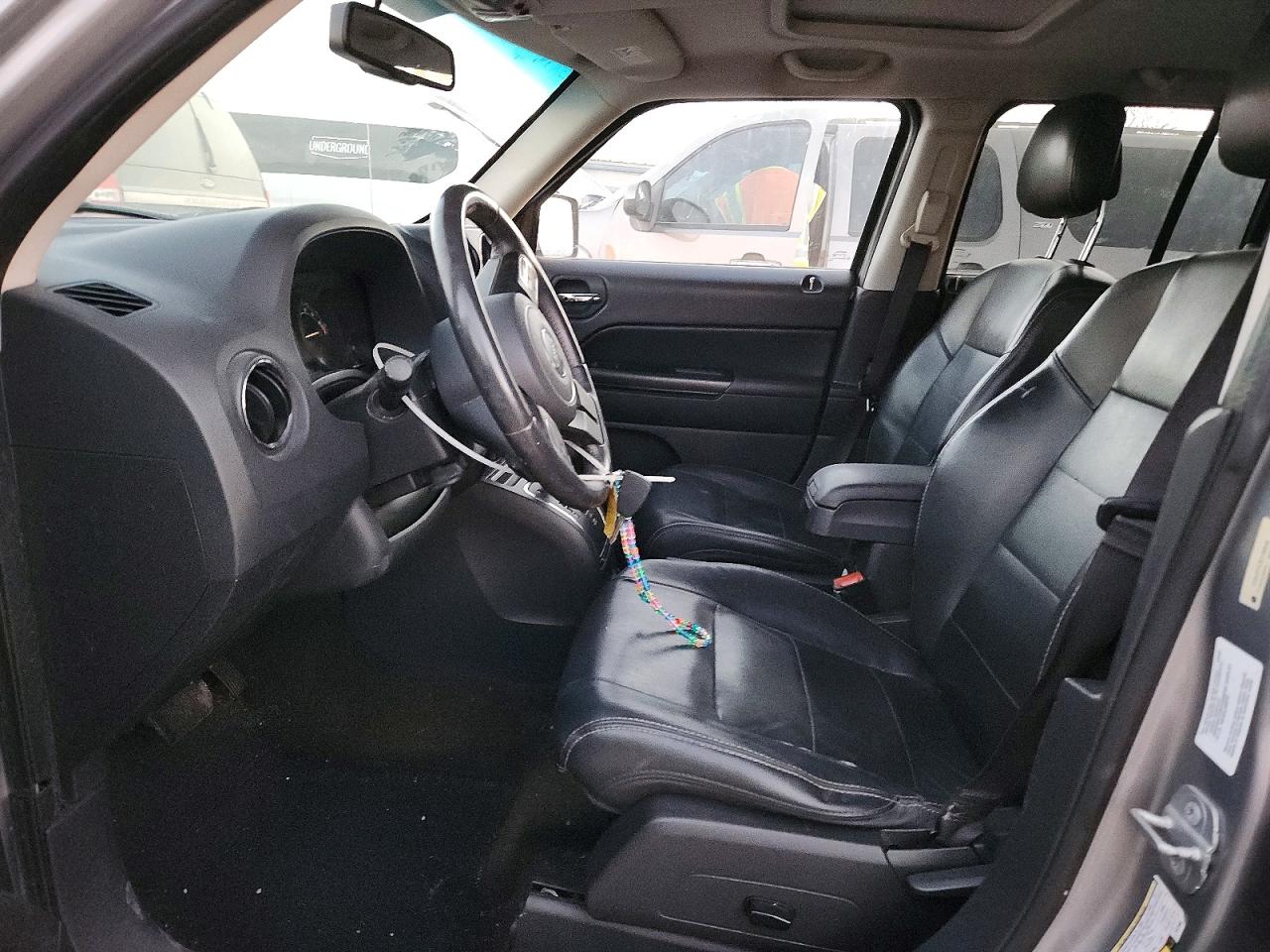 2014 JEEP PATRIOT LATITUDE photo 7