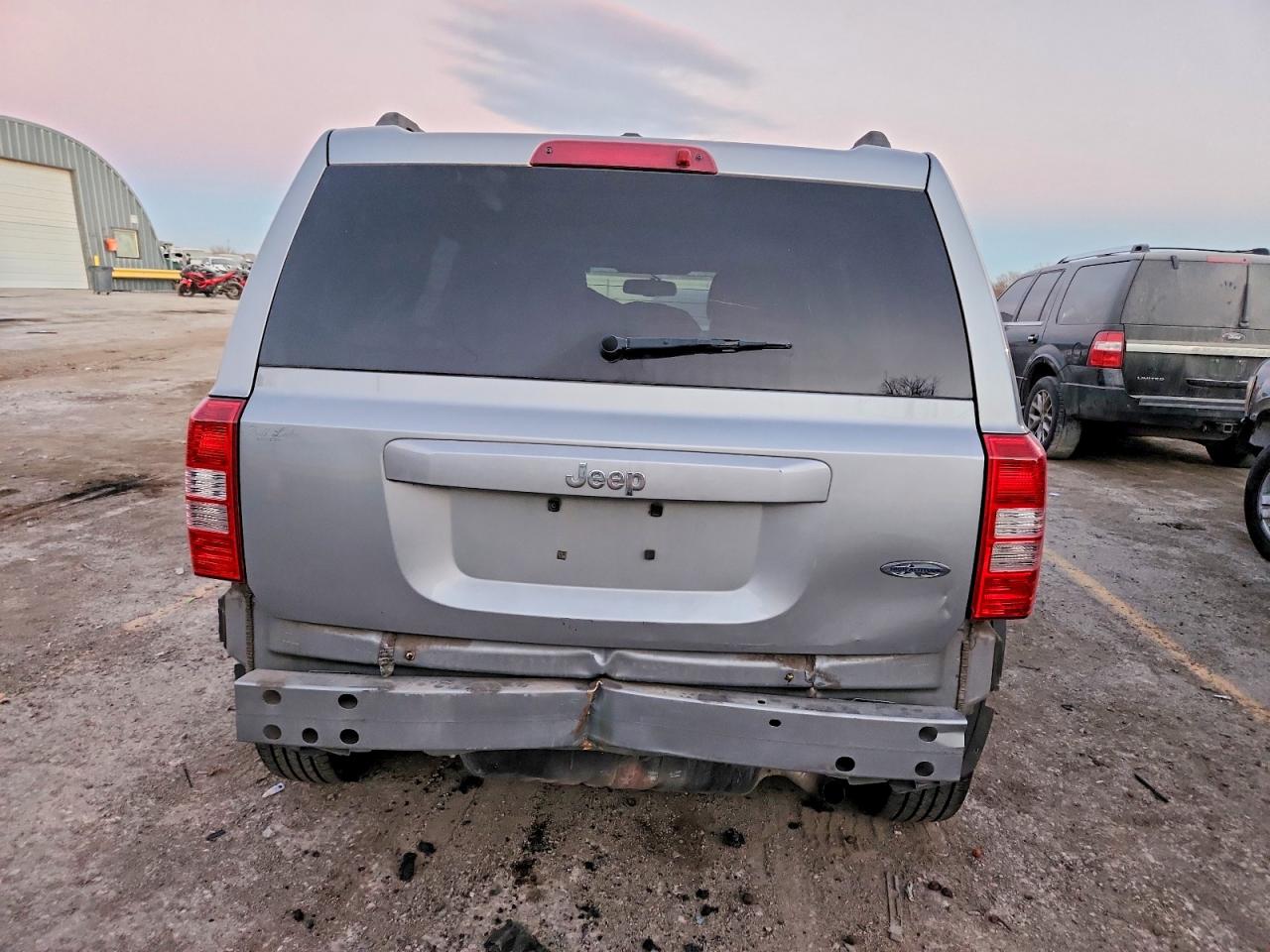 2014 JEEP PATRIOT LATITUDE photo 6