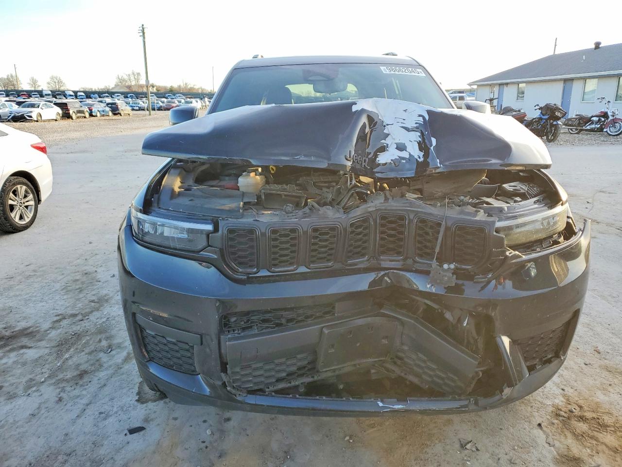 2024 JEEP GRAND CHEROKEE L LAREDO photo 5