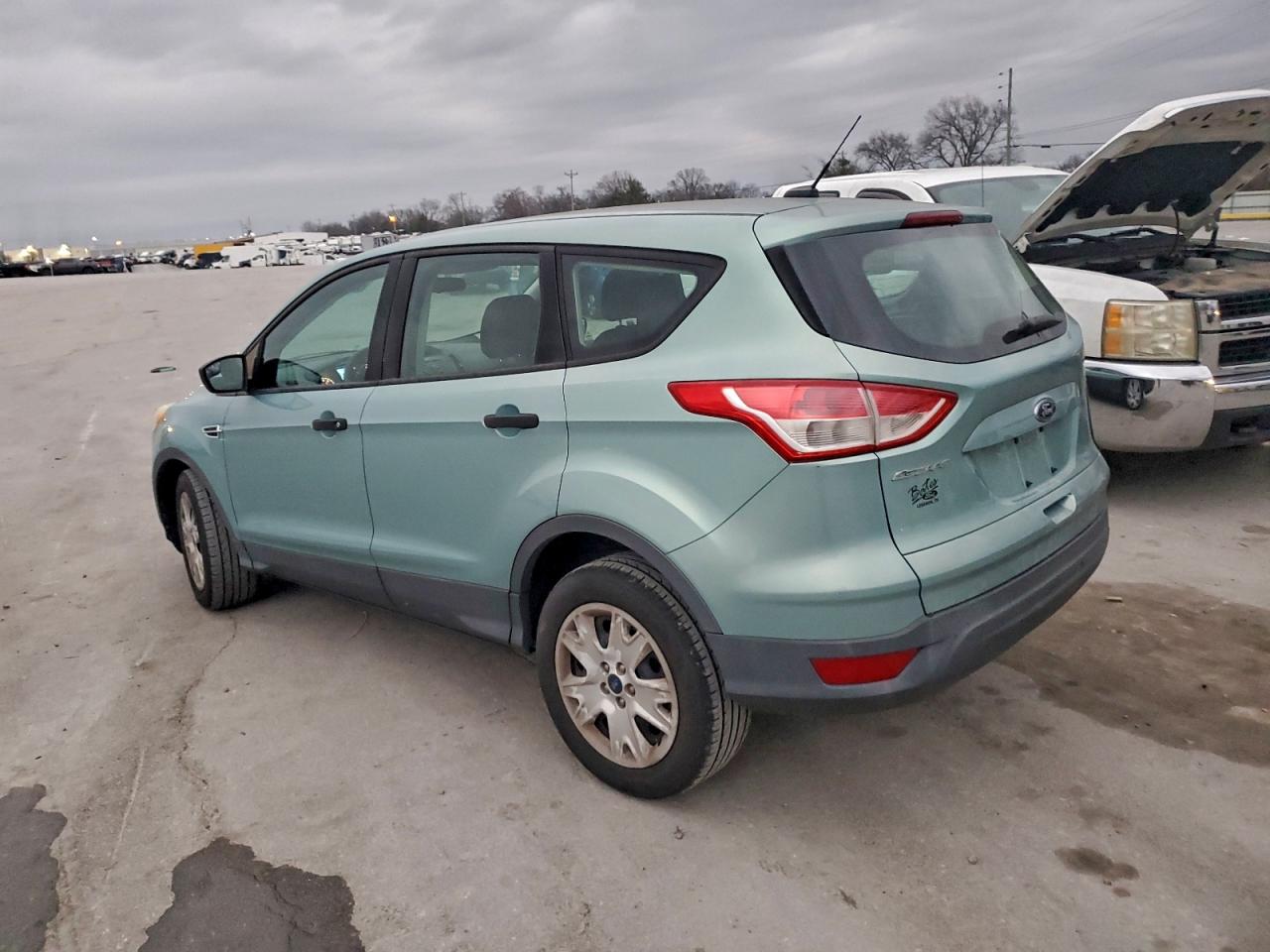2013 FORD ESCAPE S photo 2