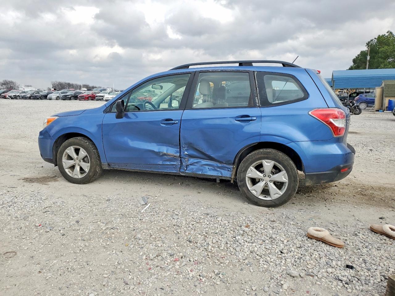 2015 SUBARU FORESTER 2.5I photo 2