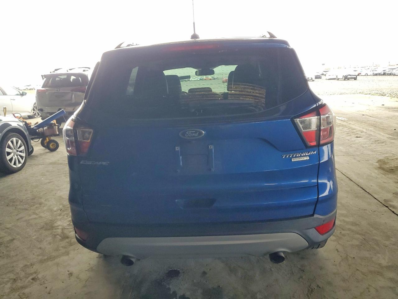 2017 FORD ESCAPE TITANIUM photo 6