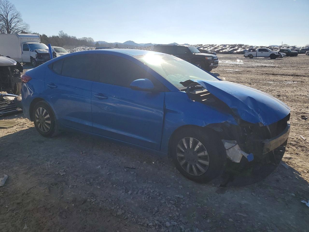 2017 HYUNDAI ELANTRA SE photo 4