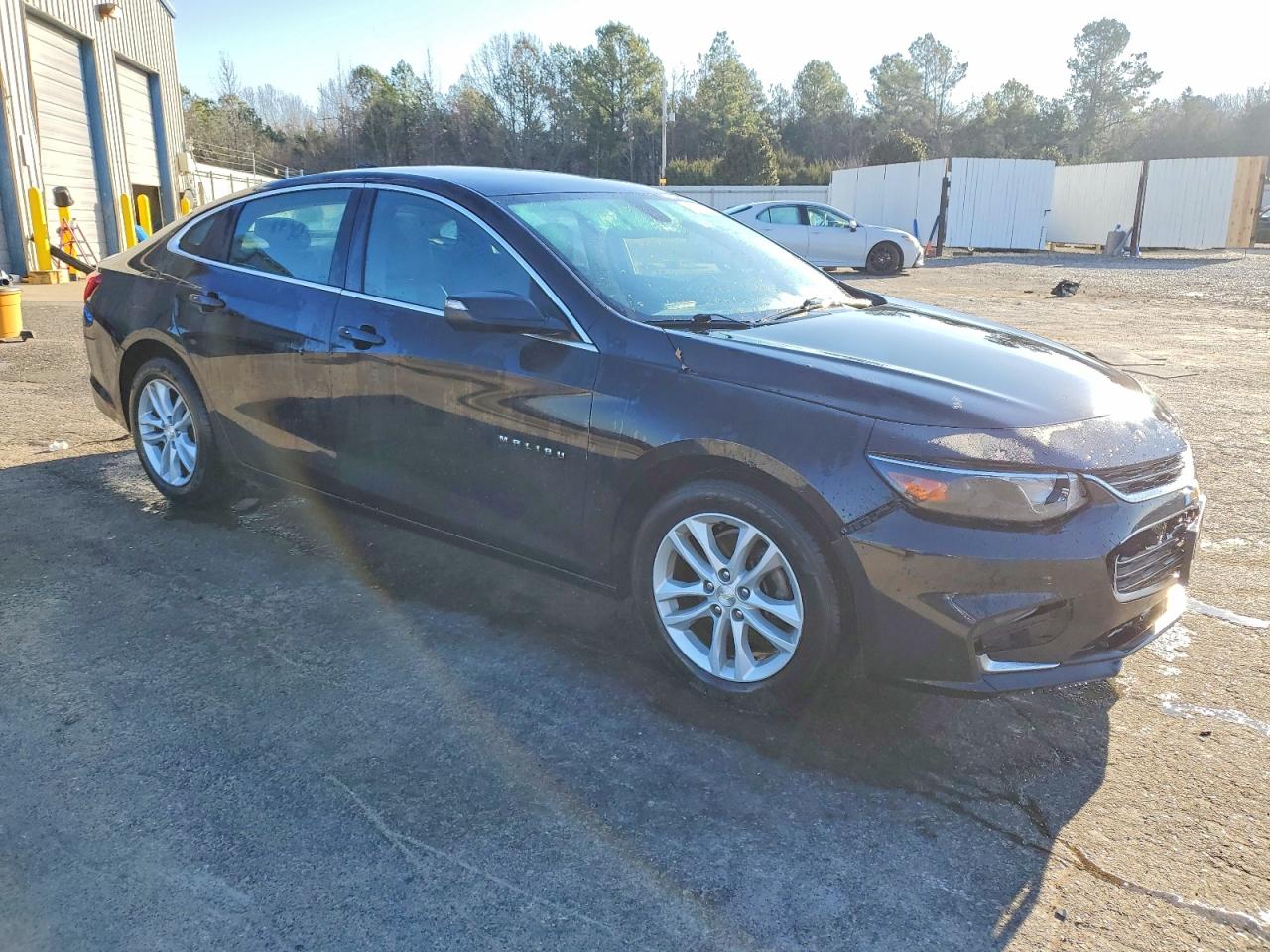 2016 CHEVROLET MALIBU LT photo 4