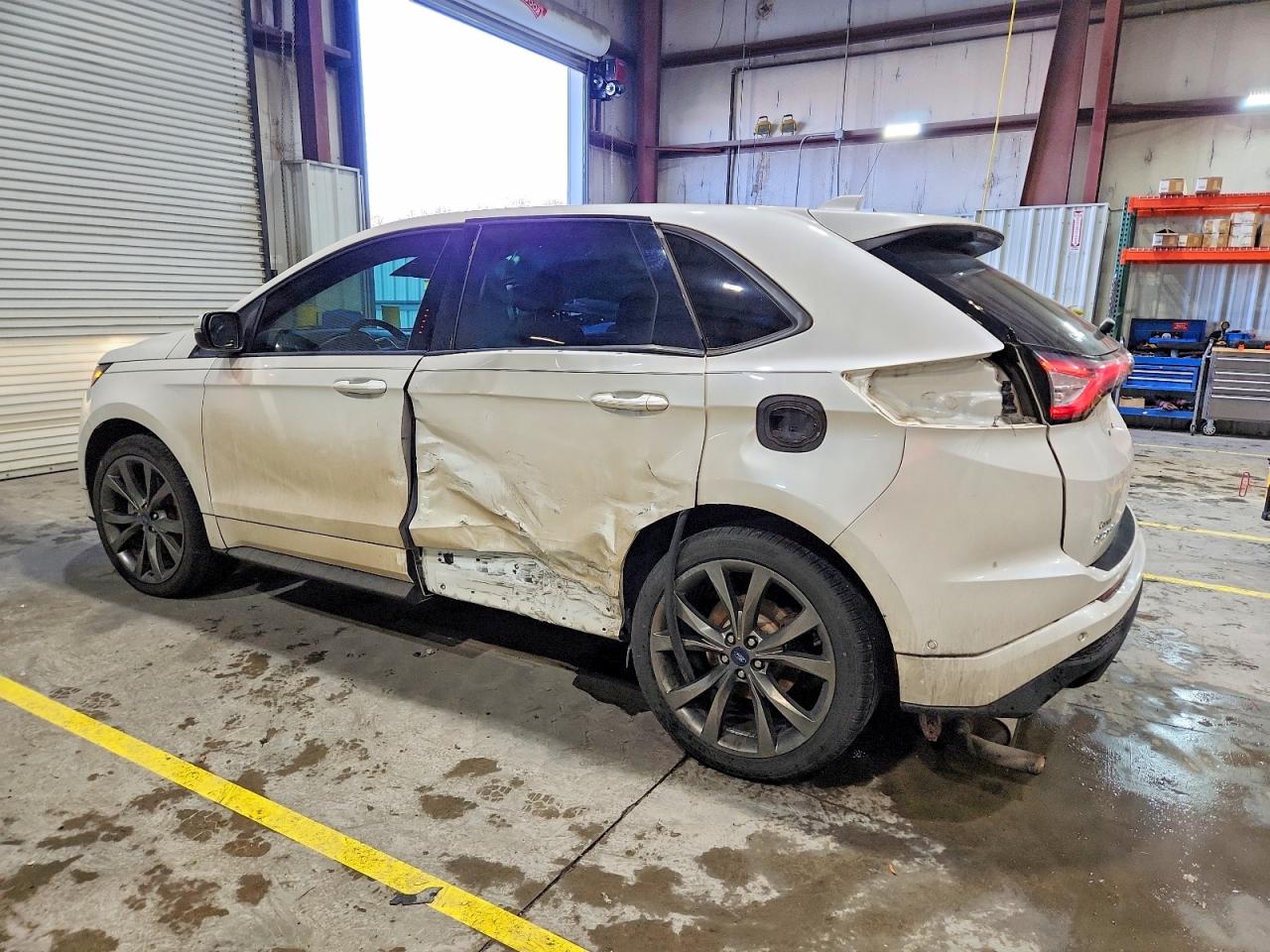 2017 FORD EDGE SPORT photo 2
