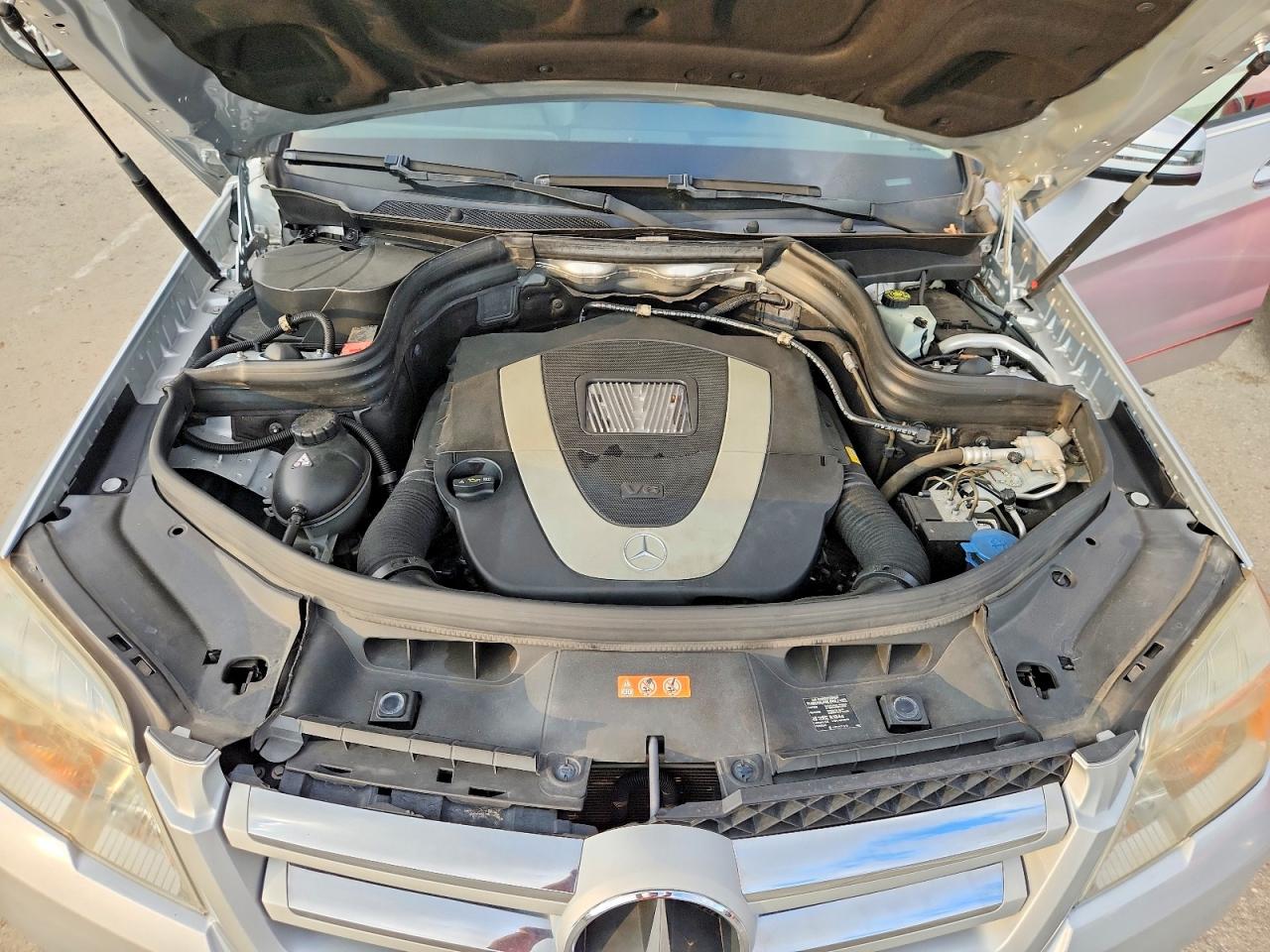 2012 MERCEDES-BENZ GLK 350 photo 12