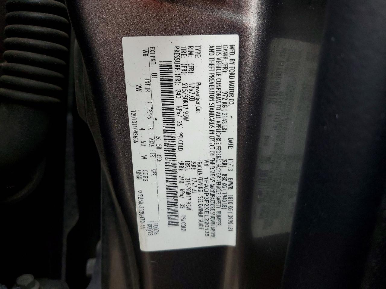 2014 FORD FOCUS SE photo 12