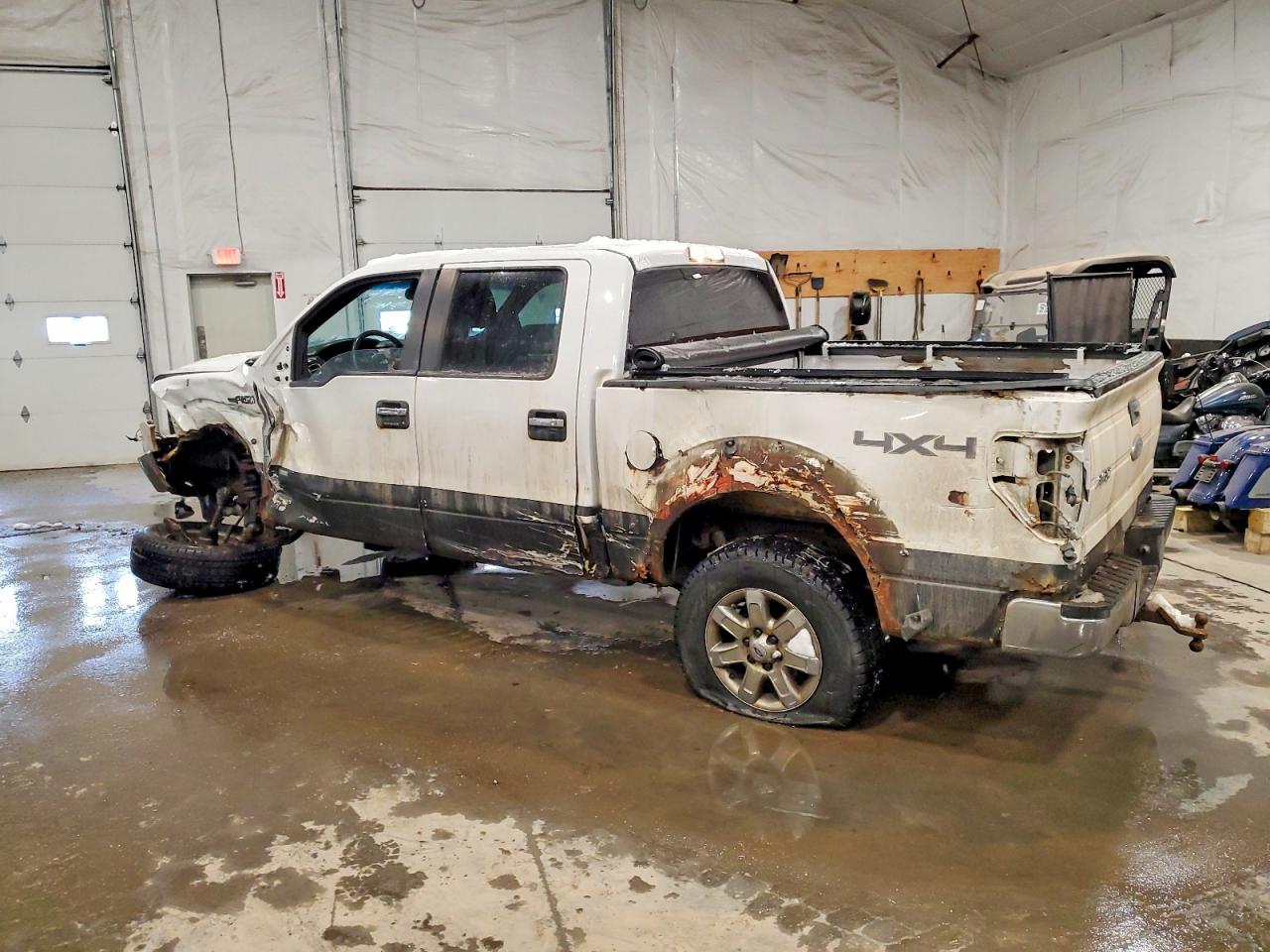 2013 FORD F150 SUPERCREW photo 2