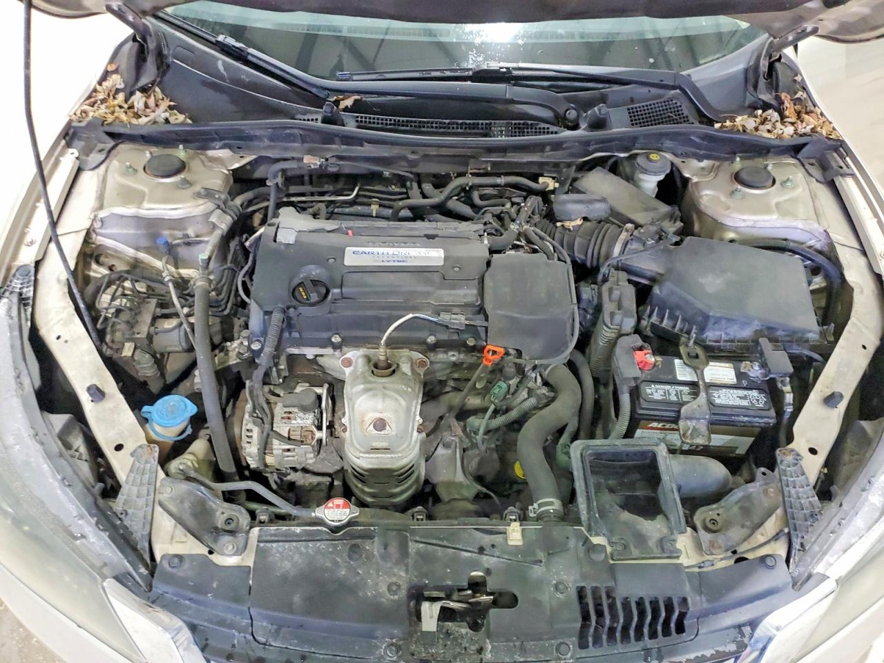 2014 HONDA ACCORD LX photo 11