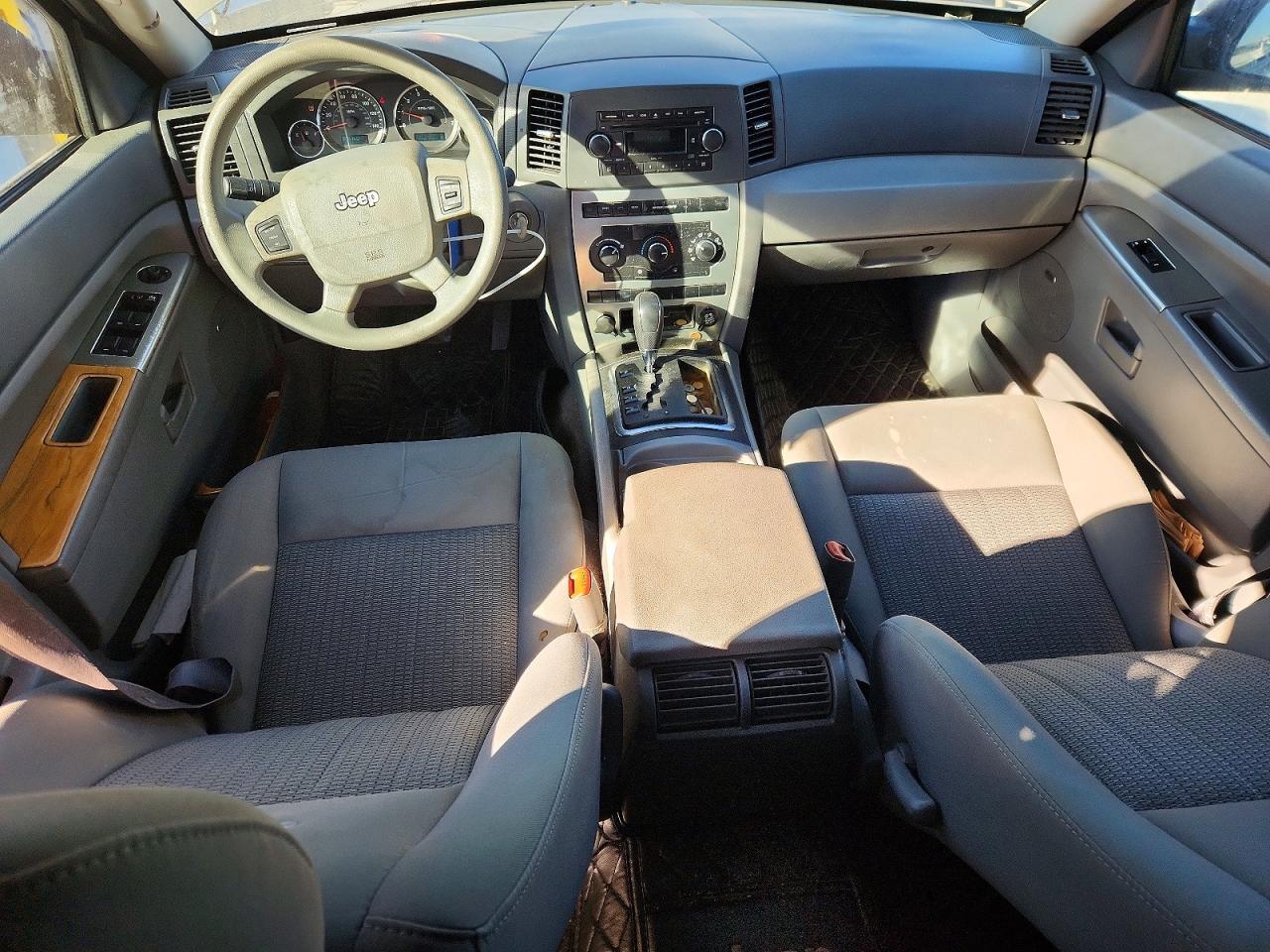 2007 JEEP GRAND CHEROKEE LAREDO photo 8