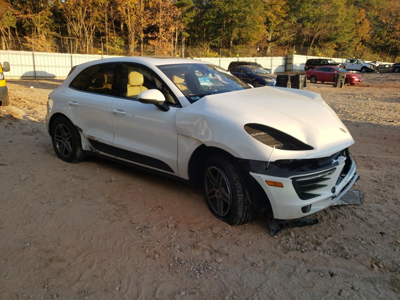 2018 PORSCHE MACAN photo 4