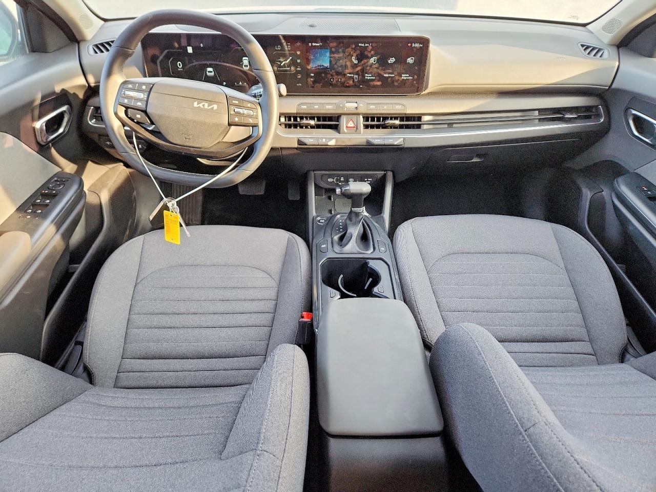 2025 KIA K4 EX photo 8
